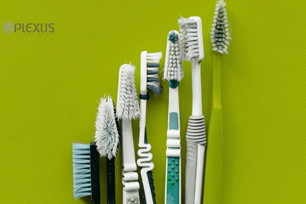 Clear Signs It’s Time To Change Your Toothbrush | Plexus Dental Studio